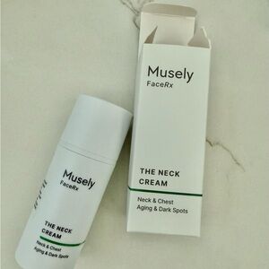 Musely the neck cream